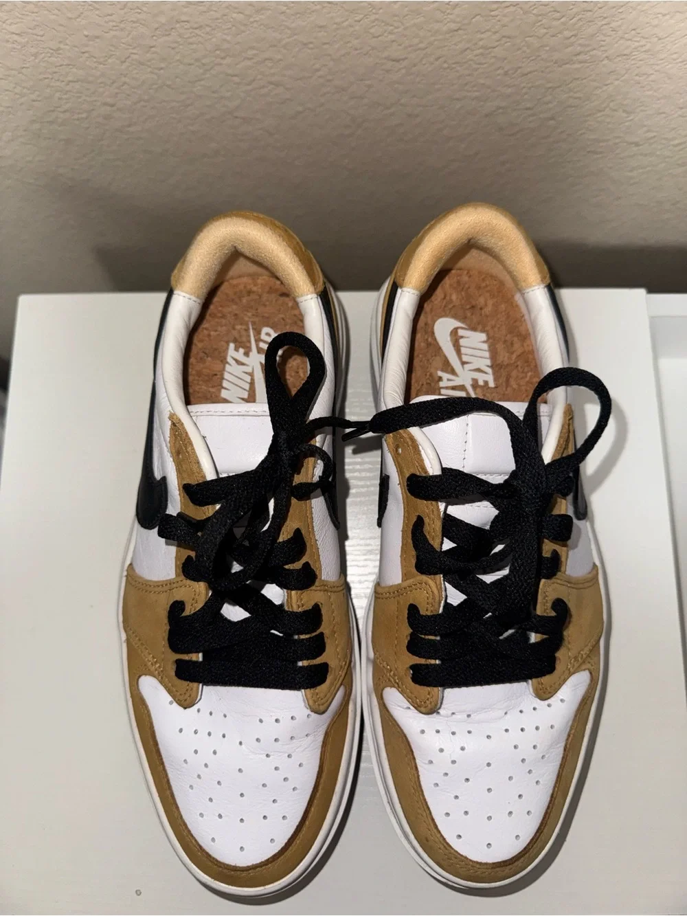 Nike used couple